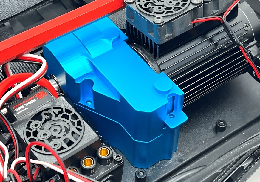 MJX Hyper Go 7304 Upgrade Parts Central Motor Gearbox Cover Blue Overview